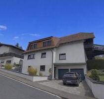 Zweifamilienhaus in sonniger Hanglage mit herrlichem Weitblick - Rockenberg