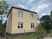 Foto - Einfamilienhaus saniert mit großem Grundstück