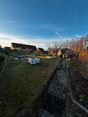 Foto - Garten mit 500qm2 - 2.000,00&nbsp;EUR Kaltmiete, ca.&nbsp; 0,00&nbsp;m&sup2;