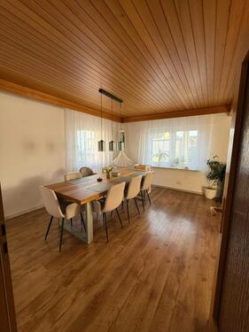 Foto - 9 Zimmer Einfamilienhaus in Neckarwestheim