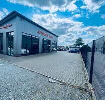 Autohaus mit 1.800 mª Showroom, Werkstatt & Fahrzeugstellplätzen - Achim