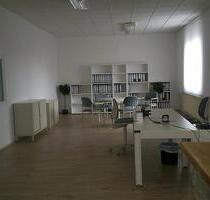 3 Büroräume in Zossen - 750,00&nbsp;EUR Kaltmiete, ca.&nbsp; 12,50&nbsp;m&sup2; in Zossen (PLZ: 15806)