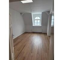 Geräumige 1-Zimmer Wohnung (50 m²) mit Badewanne & Fenster - Görlitz