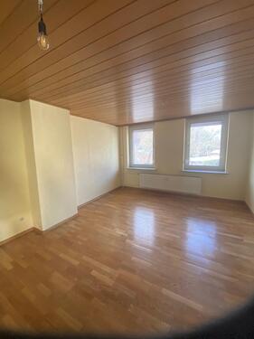 Foto - Erdgeschoss: 2-Zi-Wohnung, innenstadtnah, barrierearm, große EBK