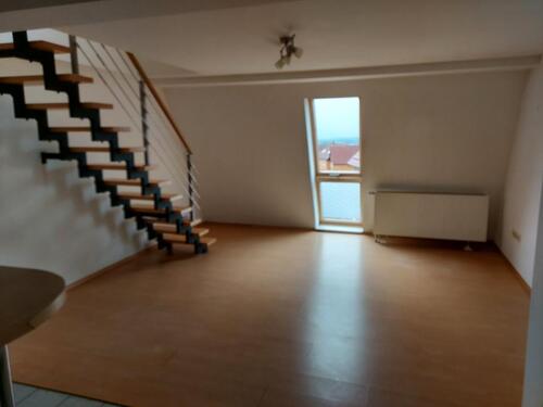 Foto - Schöne helle 2R Maisonette Wohnung mit Einbauküche + Parkplatz