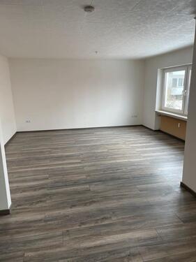 Foto - 3,5-Zimmer-Wohnung mit Südbalkon & Garage in 97469 Gochsheim