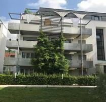 Lichtdurchflutete Dachgeschosswohnung mit Panorama-Terrasse - Esslingen am Neckar Pliensauvorstadt