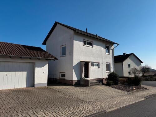 Foto - Wohnen wie im eigenen Haus – Erdgeschosswohnung mit großem Garten