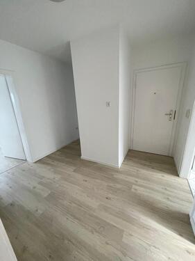 Foto - **Helle 4Zimmer Wohnung in Krefeld Inrath** mit Stellplatz
