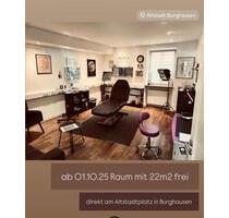 Praxisraum, Behandlungsraum, Büro, Zimmer im Tattoostudio - Burghausen