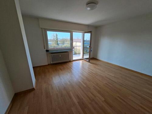 Foto - Helle 3-Zimmer-Wohnung (85 m²) mit Balkon in Ettlingenweier