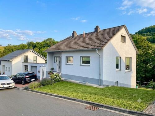 Foto - Zweifamilienhaus mit Garten & Garage in Heringen (Werra)