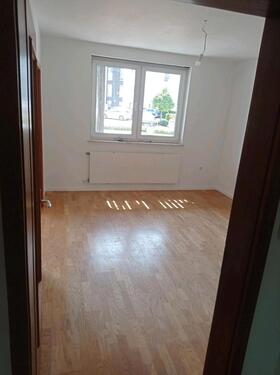 Foto - 3 Zimmer Erdgeschoßwohnung zur Miete in Teublitz