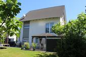 Foto - Neuwertiges Mehrgenerationenhaus Zweifamilienhaus mit Garten