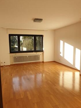 Foto - Helle, gutgeschnittene Wohnung in Schiffweiler