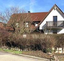 ++ CHARMANTE 2-3 ZI. DG WHG. MIT BALKON + GARTEN + + - Steinheim an der Murr