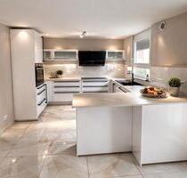 2- Zimmer Wohnung mit große Terrasse in Stuttgart-Zuffenhausen