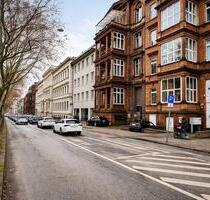 Großzügig geschnittene 2,5-Zimmer-Wohnung in zentraler Lage von Wiesbaden