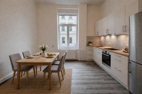 Foto - 2.5 Zimmer Erdgeschoßwohnung in Wiesbaden