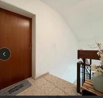 Vermiete 2 Zimmer Wohnung in Esslingen, Weimarer Straße - Esslingen am Neckar