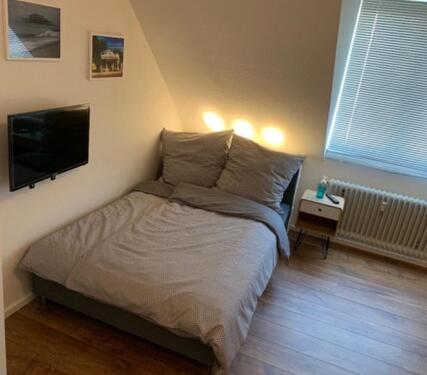 Foto - 1 Zimmer Dachgeschoßwohnung zur Miete in Karlsruhe