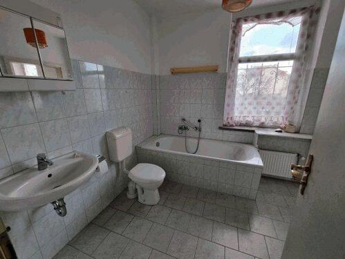 Foto - Mehrfamilienhaus, Wohnhaus in Crimmitschau zum Kaufen