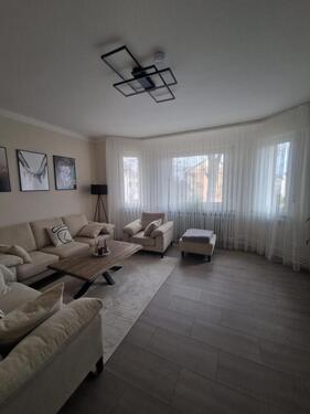 Foto - Wohnung zum 01.04.2026 - 900,00&nbsp;EUR Kaltmiete, ca.&nbsp; 80,00&nbsp;m&sup2;