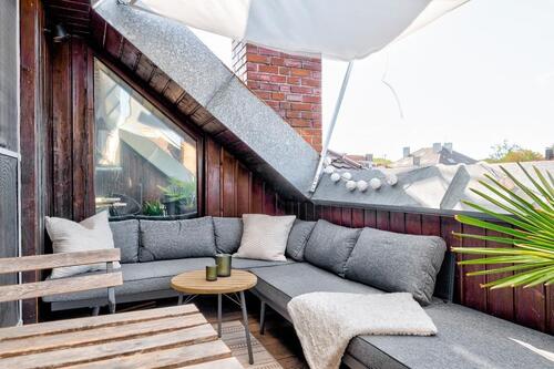 Foto - Helle 3-Zimmer-Dachgeschosswohnung mit Süd-Loggia, separatem WC &