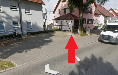 Foto - Pkw Stellplatz ab sofort verfügbar!