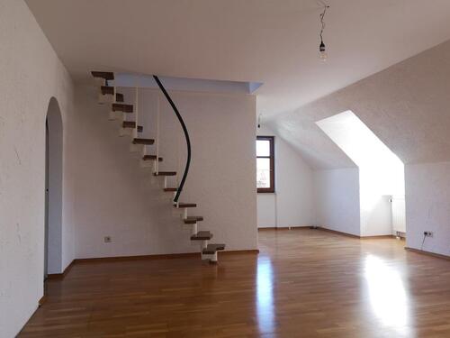Foto - 3 Zimmer Dachgeschoßwohnung zur Miete in Karlsfeld