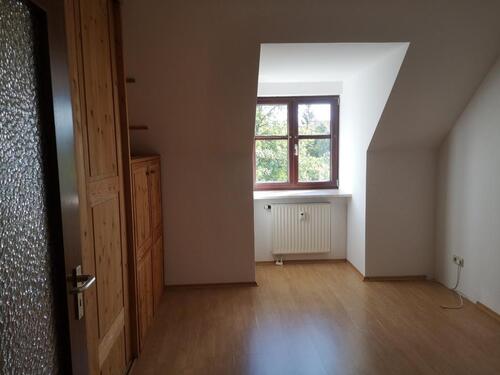 Foto - Dachgeschoßwohnung in Karlsfeld zur Miete