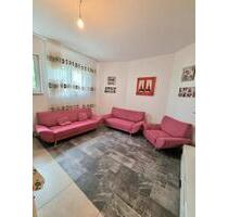sofa .206m.174m112m - 270,00 EUR Kaltmiete, in Ennepetal (PLZ: 58256)