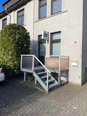 Foto - Parchim - Büro oder kleiner Laden gegenüber dem Landratsamt