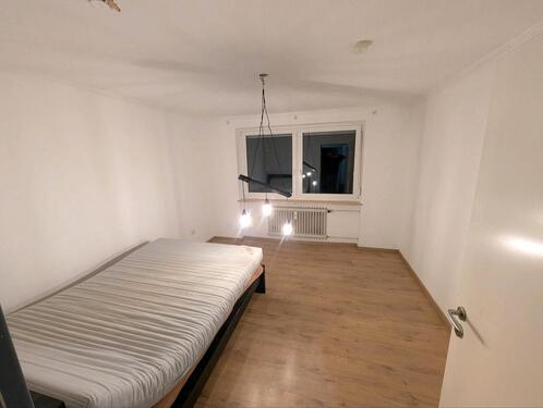 Foto - WG Zimmer zu vermieten - 600,00&nbsp;EUR Kaltmiete, ca.&nbsp; 85,00&nbsp;m&sup2;