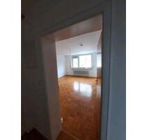 3 Zimmer Wohnung zu vermieten - 1.250,00&nbsp;EUR Kaltmiete, ca.&nbsp; 79,00&nbsp;m&sup2; in Kempten (Allgäu) (PLZ: 87437) Auf dem Lindenberg