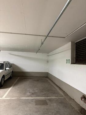 Foto - Tiefgaragen- Stellplatz - 100,00&nbsp;EUR Miete,