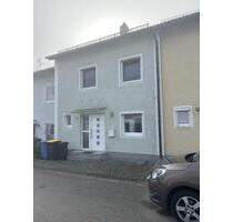 Gepflegtes Reihenhaus auf 3 Ebenen - Pfarrkirchen