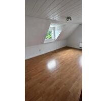 Dachgeschoss Wohnung - 420,00&nbsp;EUR Kaltmiete, ca.&nbsp; 52,00&nbsp;m&sup2; in Nümbrecht (PLZ: 51588)
