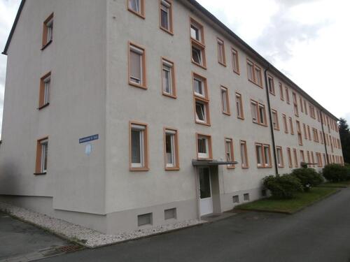 Foto - Preiswerte,komplett renovierte 4 Raum Wohnung in Weischlitz-Dröda