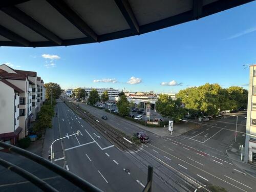 Foto - Stilvolle 3-Zimmer-DG Wohnung mit Balkon und EBK in MANeckarau