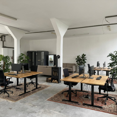 Foto - Büro, Lager, Arbeitsplatz, Schreibtisch, Co-Working: All-In-Miete