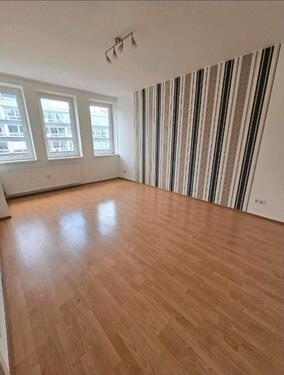 Foto - 1 Zimmer Etagenwohnung zur Miete in Frankfurt am Main