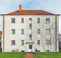 Geräumige Dachgeschosswohnung - 405,00 EUR Kaltmiete, ca.  80,00 m² in Burg (PLZ: 39288)