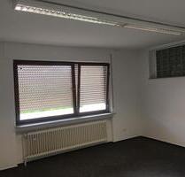 Büroraum Arbeitszimmer Abstellraum zu vermieten in Karlsdorf - Forst