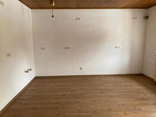 Foto - Einfamilienhaus - 1.400,00&nbsp;EUR Kaltmiete, ca.&nbsp; 170,00&nbsp;m&sup2;