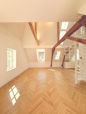 Foto - Sie lieben Luxus? - Wir auch! Aufwändigst kernsanierte Luxuswohnung mit Küche und tollem Blick in den Apothekergarten