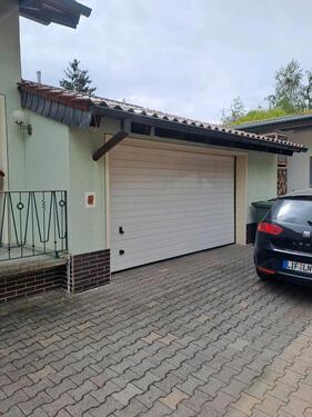 Foto - Garagen Tor - 400,00&nbsp;EUR Miete,