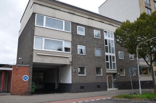 Foto - 2 Zimmer - Loggia - saniert - 1.130,00&nbsp;EUR Kaltmiete, ca.&nbsp; 66,00&nbsp;m&sup2;