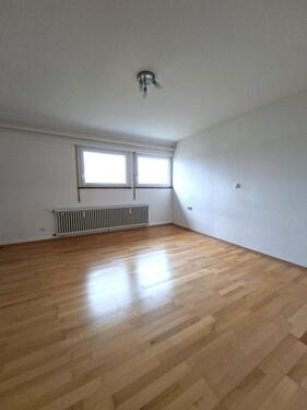 Foto - 2.5 Zimmer Dachgeschoßwohnung zur Miete in Hüttlingen