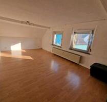 Gepflegte 2-Zimmer-Dachgeschosswohnung in Dornburg